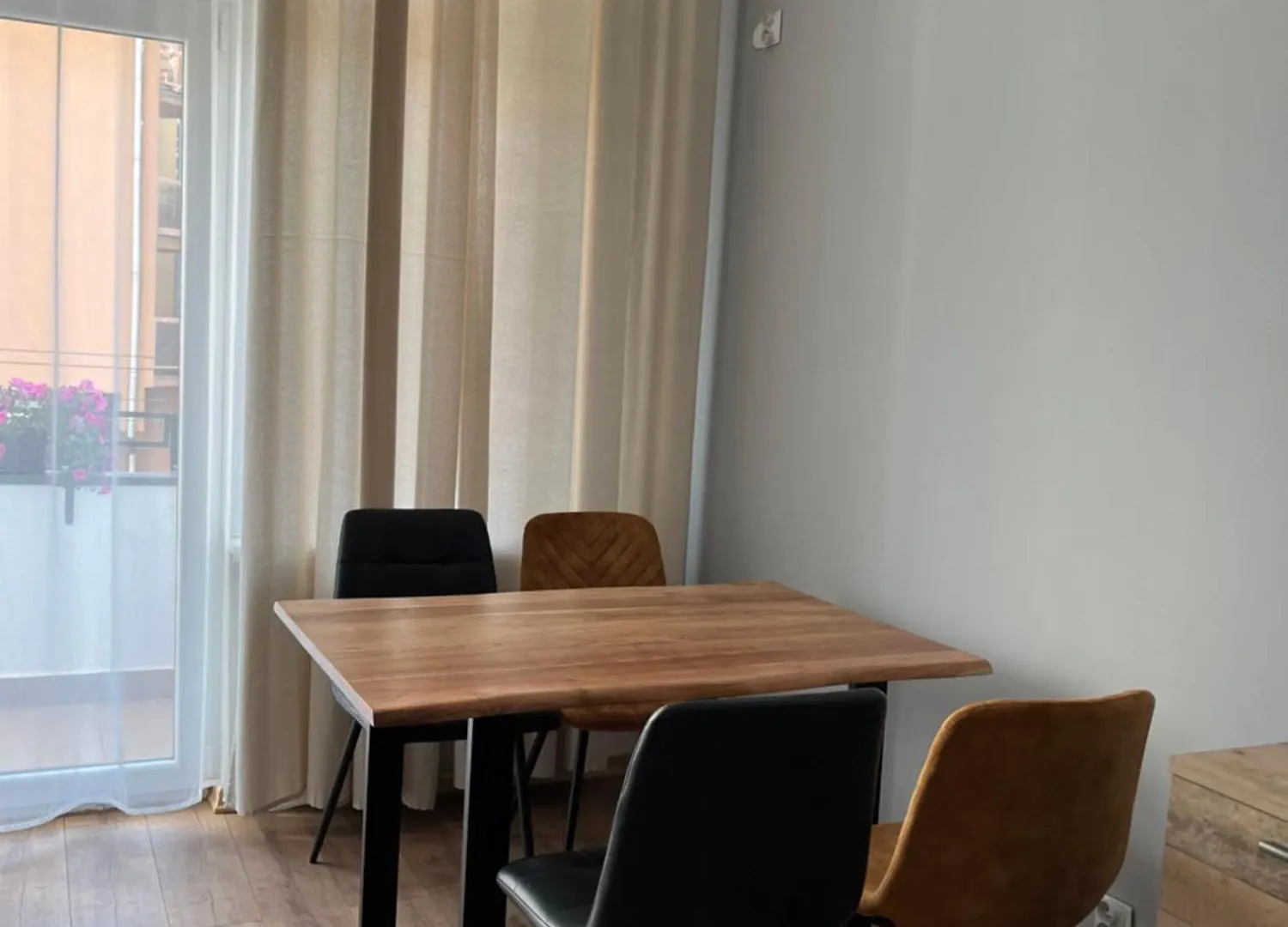 Grunwaldzki24 Apartments - Free Parking - Old Town, Centrum Wroclaw